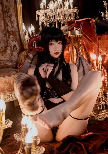 娇小白人女Vs迪克大黑_午夜激情