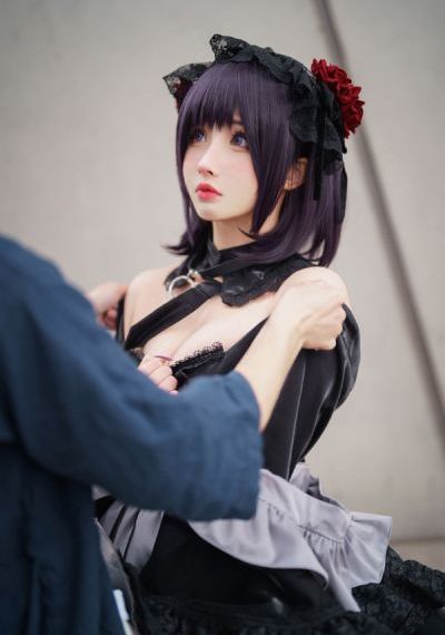 高清偷看美女撒尿_720完整在线观看