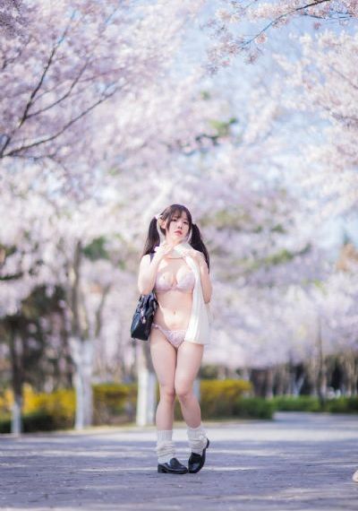 日本美女黄网站_BD完整在线观看