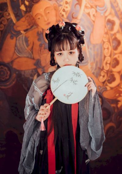 把班花按在桌子上c了一节课_BD韩语全集在线观看