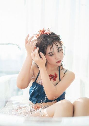 扒开腿挺进湿润的花苞hd视频_BD国语高清电影在线