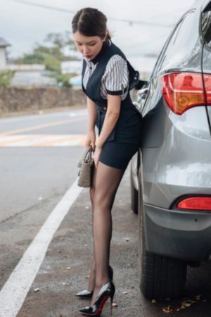 西西正版中国裸体艺术美女_蓝光高清在线观看