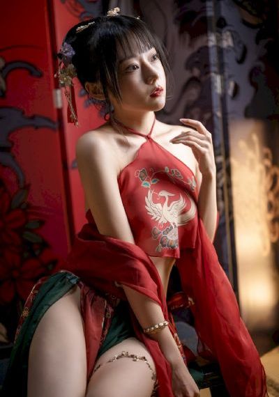 偷拍自亚洲色制服_剧情片免费观看最新