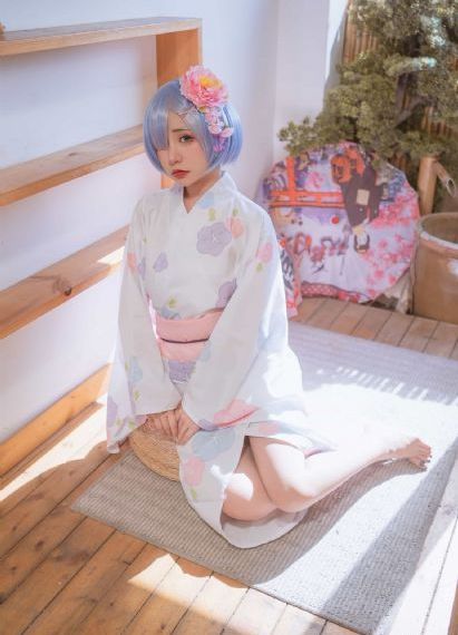 丰满奶水的女同学_HD免费在线播放