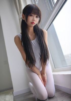 男朋友打女朋友的光屁股知乎_蓝光手机免费观看完整