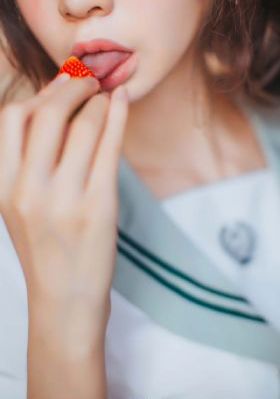 我和丰满的50岁寡妇在线观看_DVD在线播放