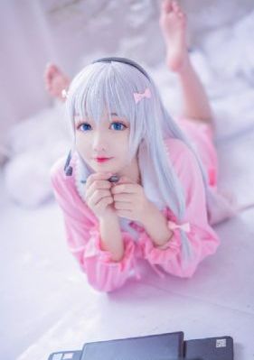 美女羞羞喷液视频免费1000_超清日韩免费观看