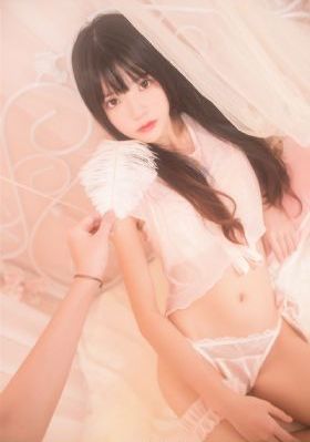 女虐女玩尿孔_JVID性感写真