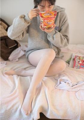 人妻美乳av乱码涩爱av_超清版蓝光版中文字幕包
