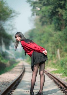 中出美女白浆_BD英语在线观看电视