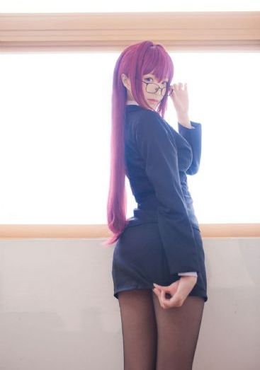 女性尿急视频哗哗尿_4K在线播放观看
